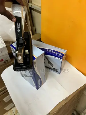 Kangaroo**Stapler for Big Papers.