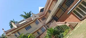 4bdrm Maisonette in Old Muthaiga Estate for sale