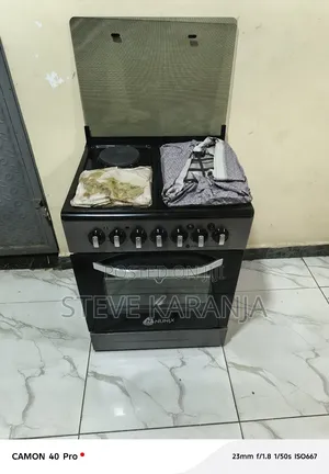 Nunix Standing Cooker 60*60 3 Gas With a Hotplate