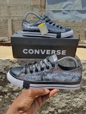Converse Chuck Taylor All Star  Snakeskin Print.