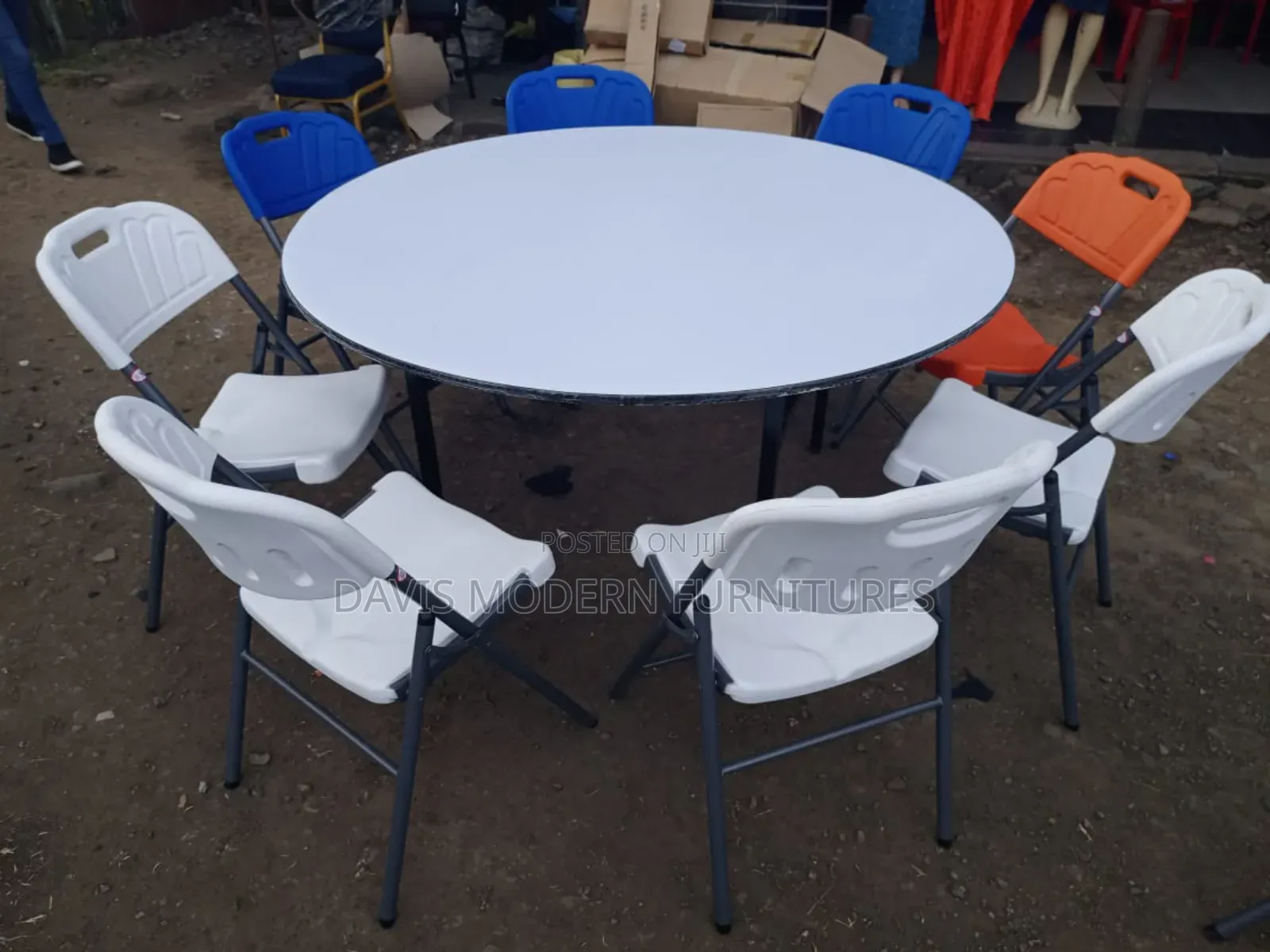 Round Folding Table