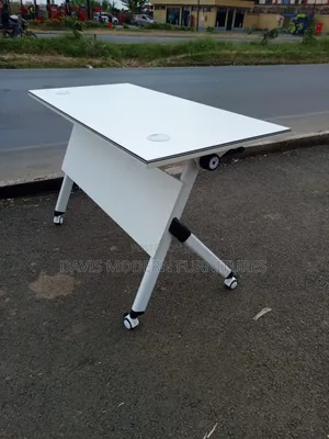 Modern Mobile Office Desk With Wheels