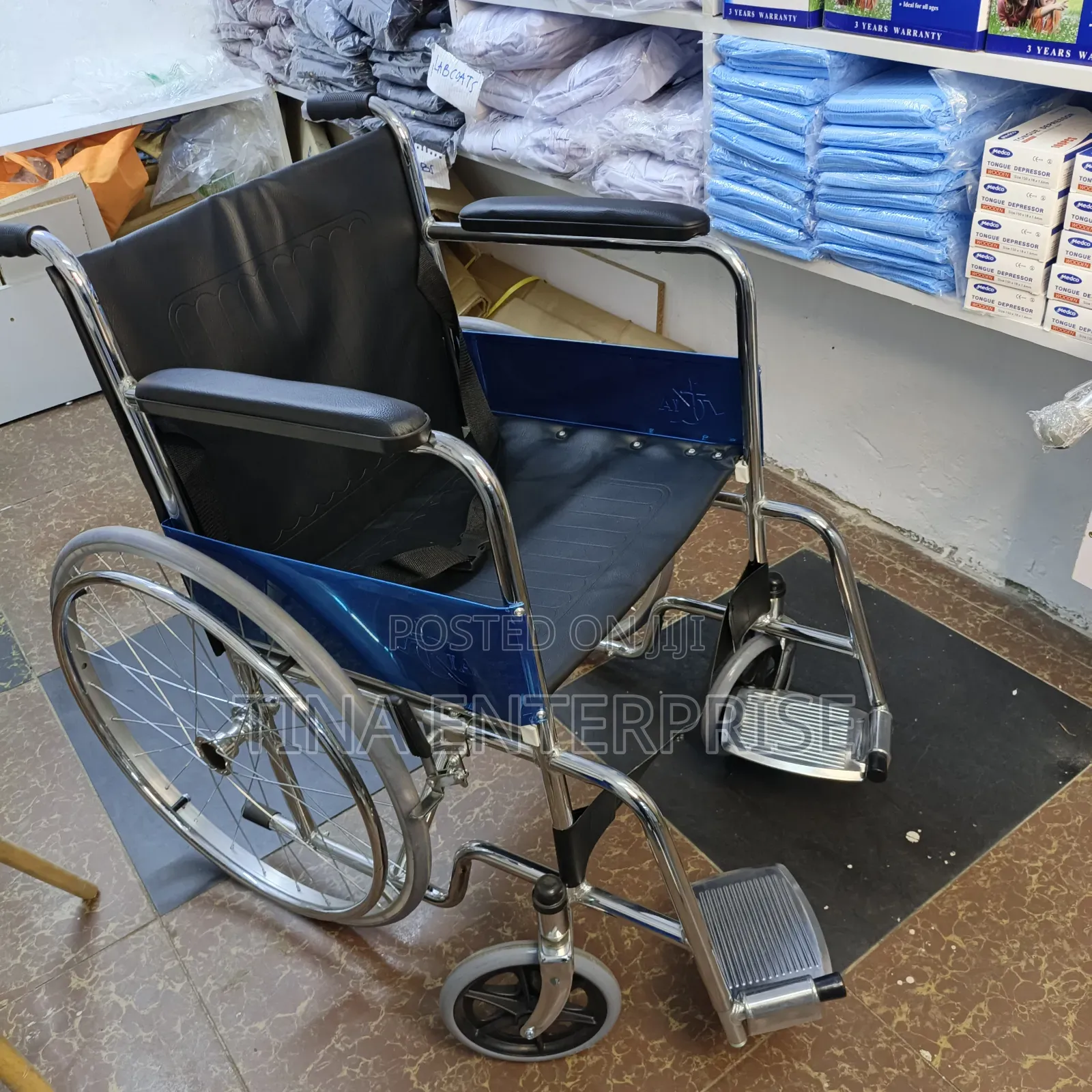 Standard Wheelchair