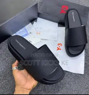 Y-3 Quality All Black Sandal