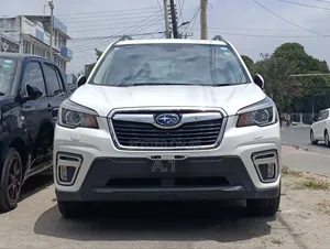 Subaru Forester 2019 White