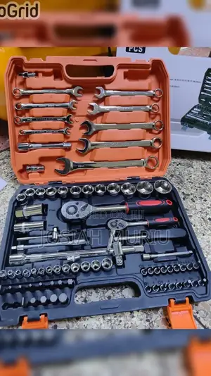 82pcs Mechanical Toolkit