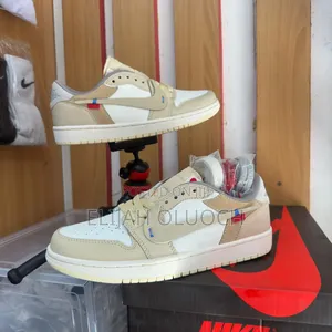 Off-white X Air Jordan 1 Low "Goat Lows"

S