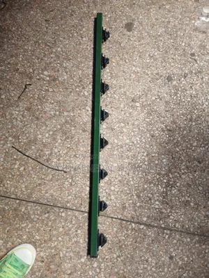W Pole Electric Fence.Wall Mounted