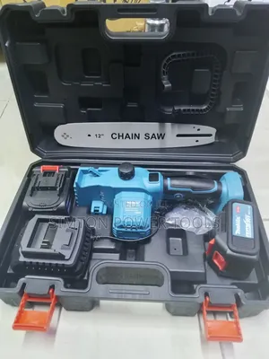 Makita 12" Chain Saw