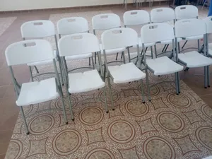 White Folding Chairs – Durable Event/Office Chairs