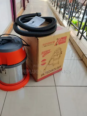 Windsor 30l Wet/Dry Vacuum - Workshop Home