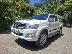 Toyota Hilux 3.0 D-4D 4x4 2012 White