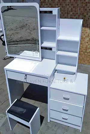 Dressing Table With Drawers – Storage Vanity Table