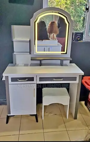 Wooden Dressing Table – Stylish Vanity Table