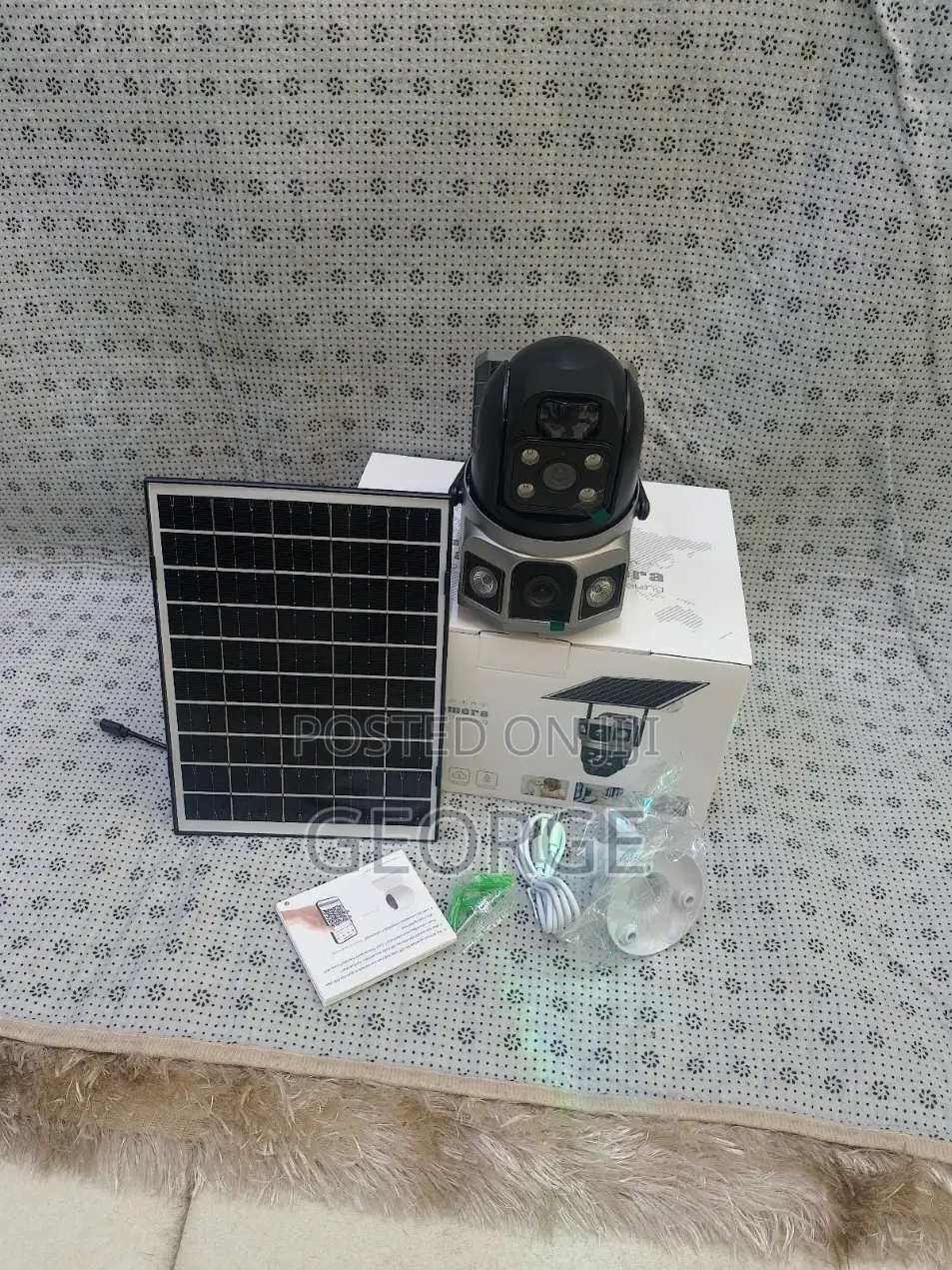 4g Dual Lens Solar Camera Two-Way Audio for Real-Time