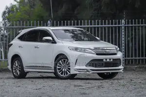 Toyota Harrier 2.0 2019 White