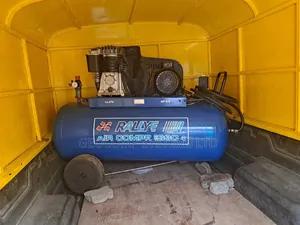 Piston Type Air Compressor