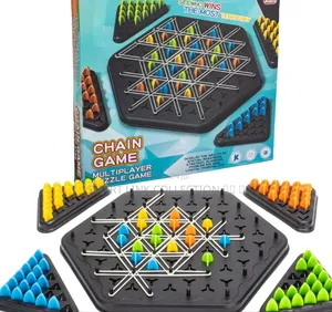 Chain Game Chess