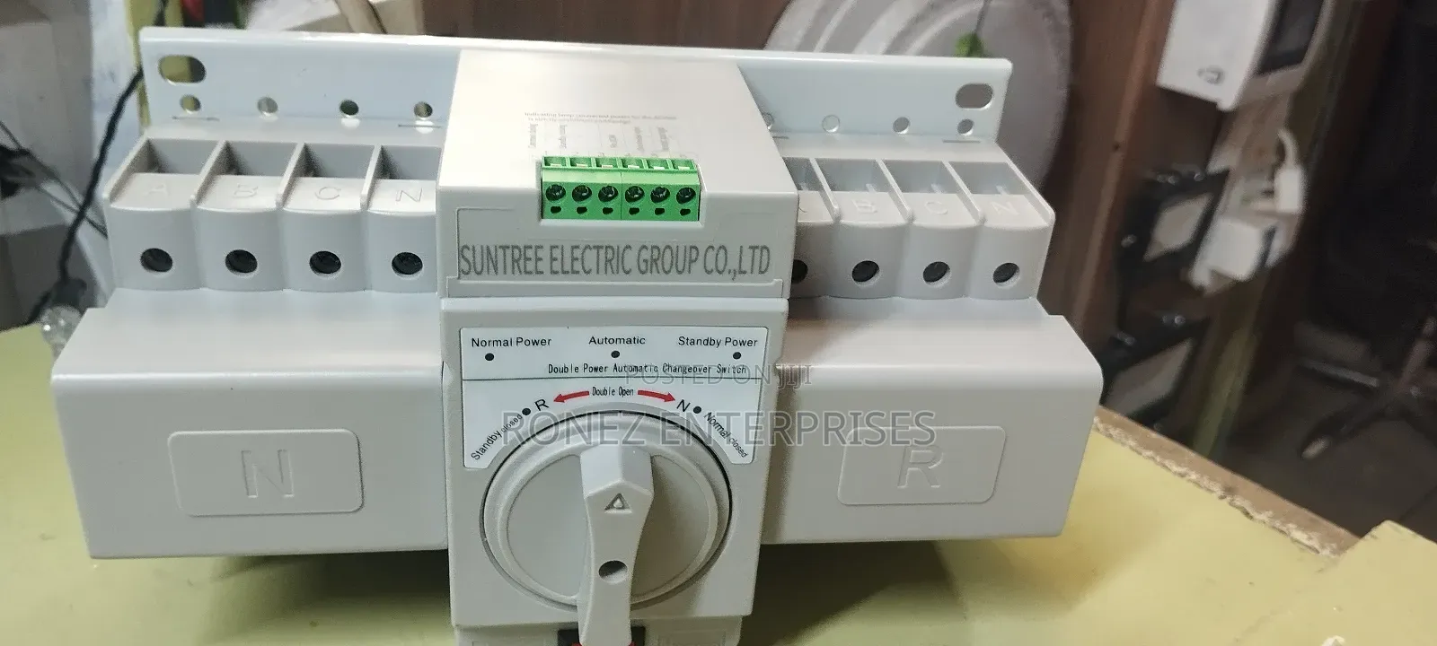 Automatic Charge-Over 63amps 4 Pole