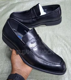 Pure Quality Leather Penny Loafers.