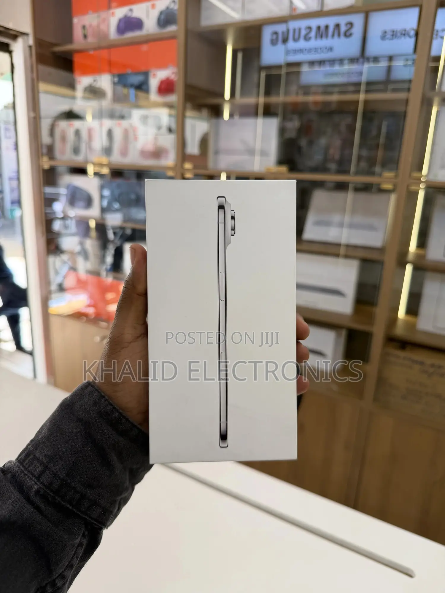New Apple iPhone Air 256 GB Silver