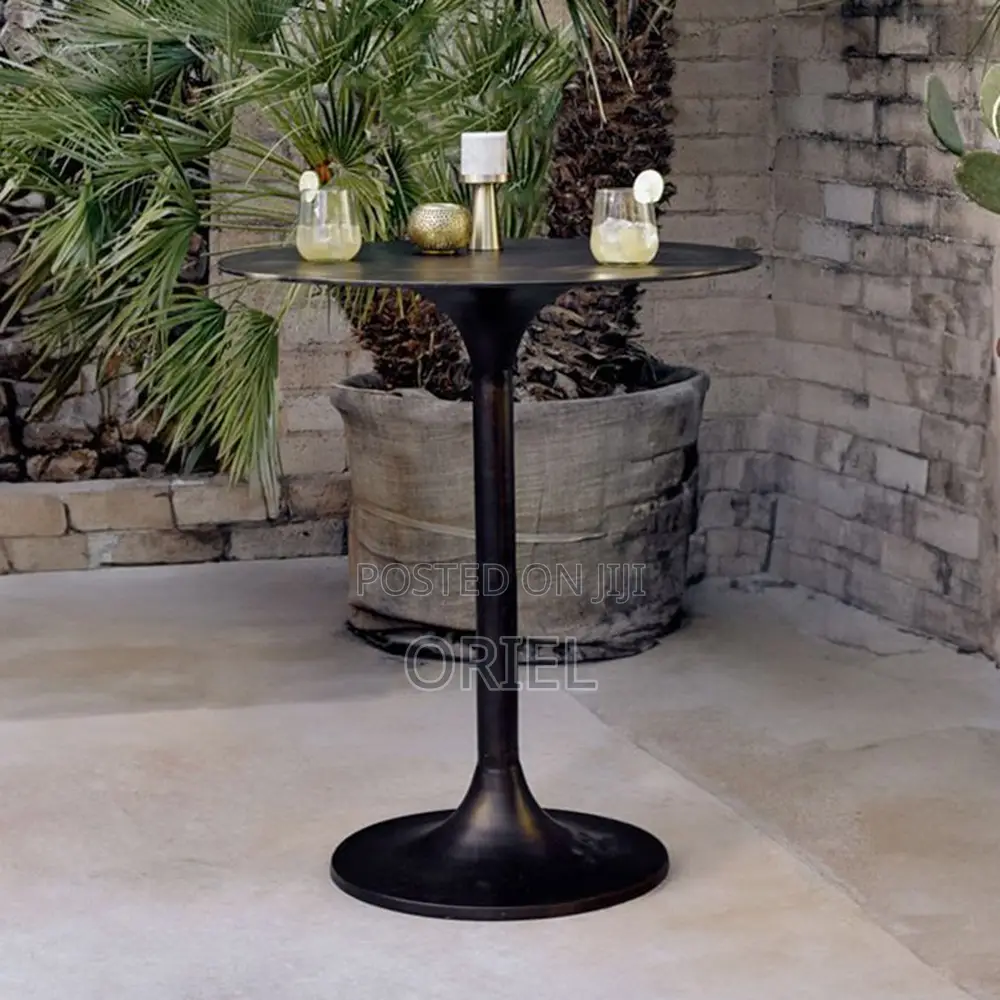 Round Modern Dining Table