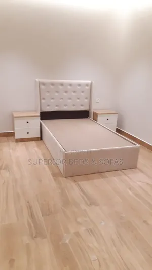 Minimal Upholstered Bed 4 by 6