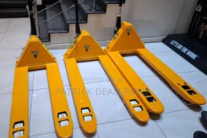 Wide and Narrow Pallet Jack