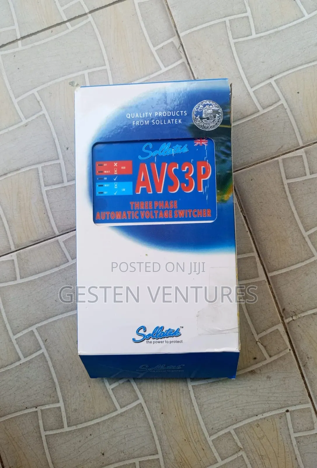 Sollatek Avs3p-0 Three-Phase Automatic Voltage Switcher