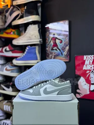 Air Jordan 1 Low “Wolf Grey”