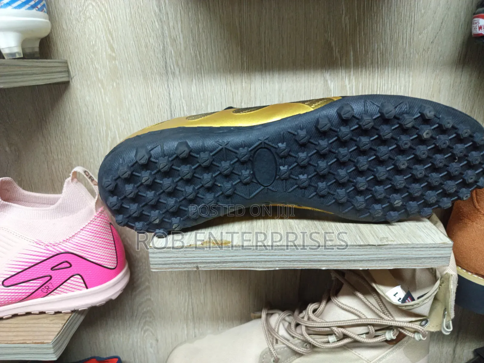 Trainer Boots