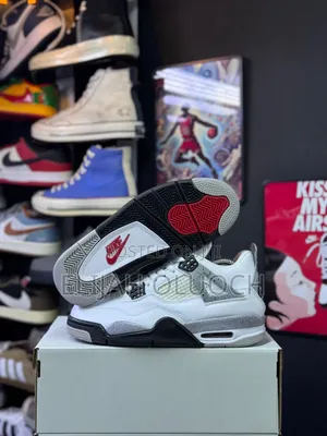 Nike Air Jordan 4 Retro “White Cement”