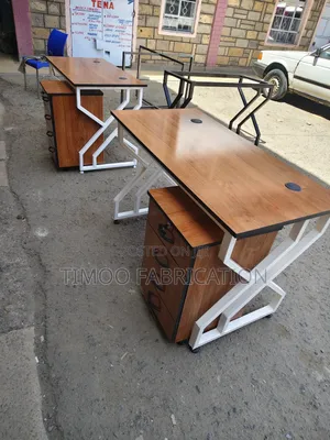Office Design Table With Drawers 