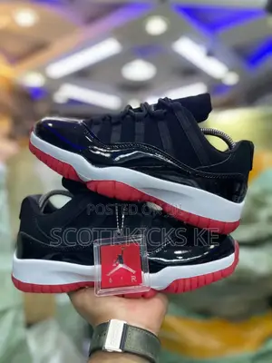 Jordan 11 Low Cut Unisex Sneakers