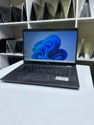 Laptop Dell Latitude 5300 8GB Intel Core I7 SSD 256GB