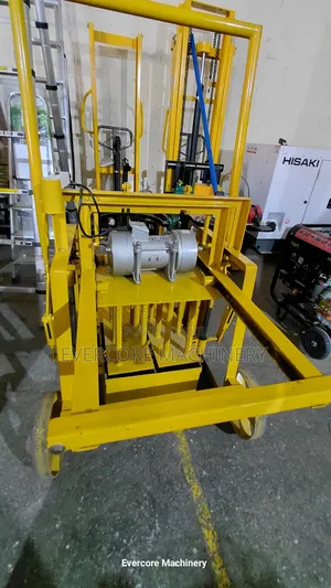 Hollow Block/Brick Making Machine With Motor.