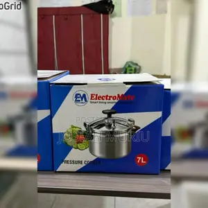 7 Litres Electromate Manual Pressure Cooker