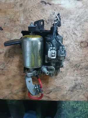 Toyota Aqua Nhp10 Abs Actuator Brake Booster – Hybrid (Ex-Japan)