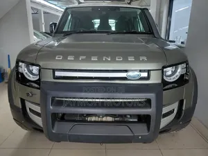 Land Rover Defender 2021 Green
