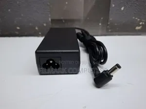Toshiba Adapter 19v 3.42a 2.5mm