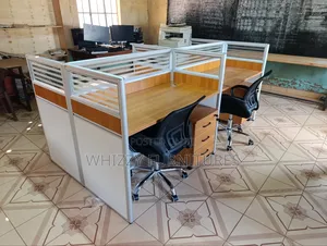 Modern Four People Working Station