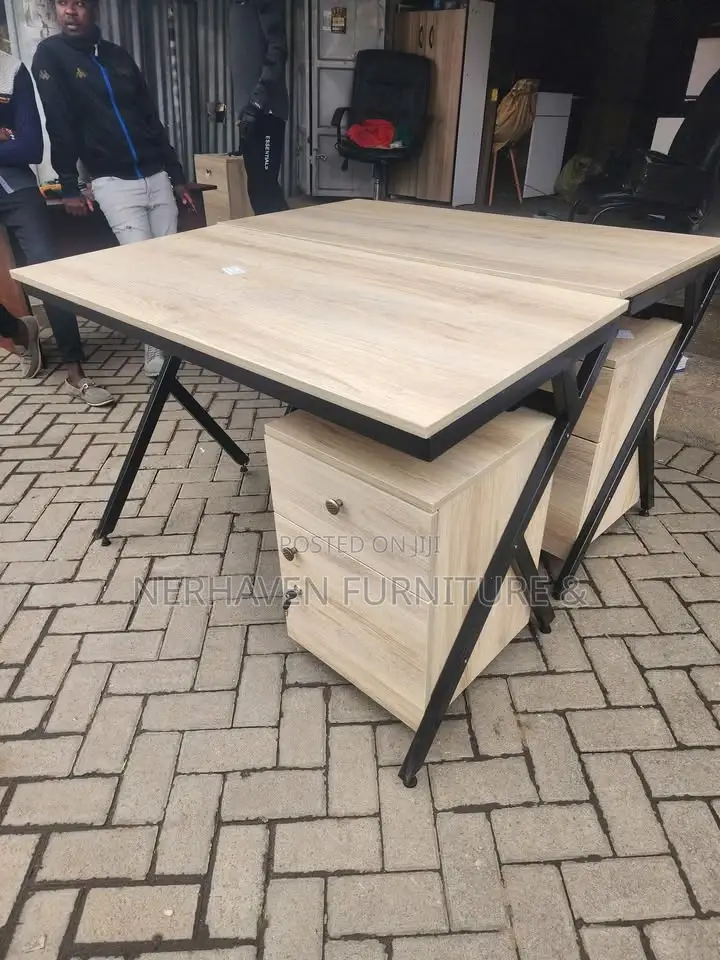 Computer Table With Storage – Office Desk