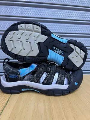 Keen Women's  Newport  H2 Black Blue Colorway
