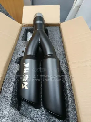 Double Tip Akrapovic Exhaust Muffler - Black (E43)