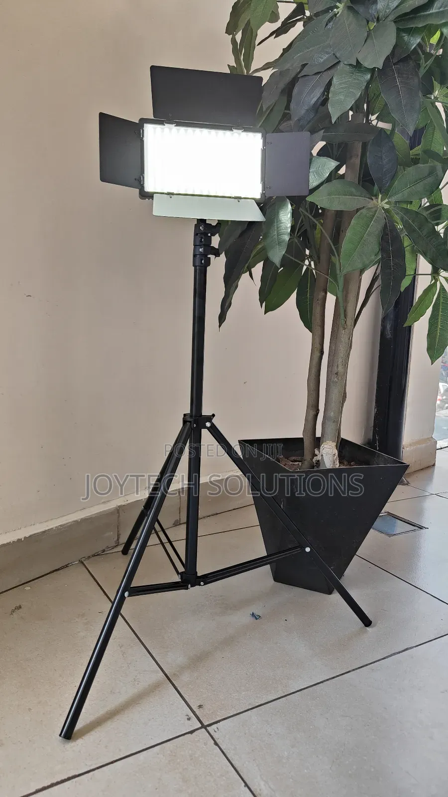 Video Professional Light U600