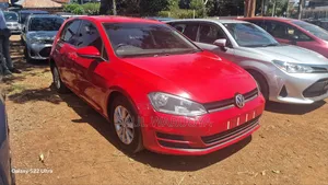 Volkswagen Golf TSI S 4-Door FWD 2017 Red