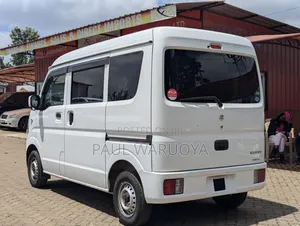 Suzuki Every Wagon 2018 White