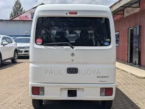 Suzuki Every Wagon 2018 White
