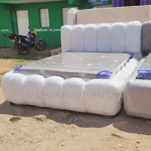 5x6 White Bubble Bed With Mattress