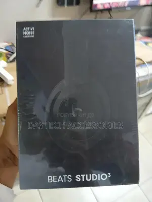 Beats by Dr. Dre Studio3 Wireless Bluetooth Headphones (Matte Black)